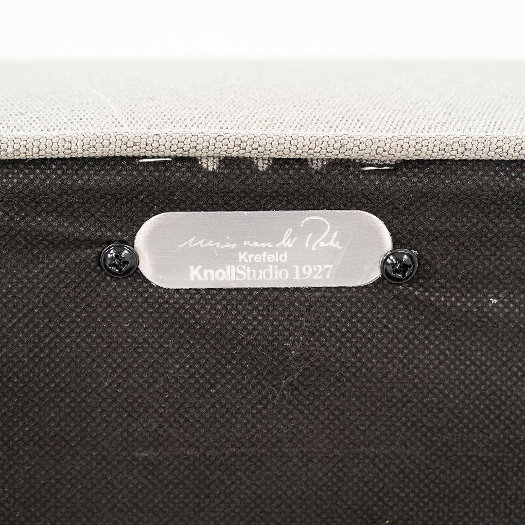 2008 Mies van der Rohe für Knoll Krefeld Grauer Stoff-Loungesessel, 5x verfügbar (Stahl) im Angebot