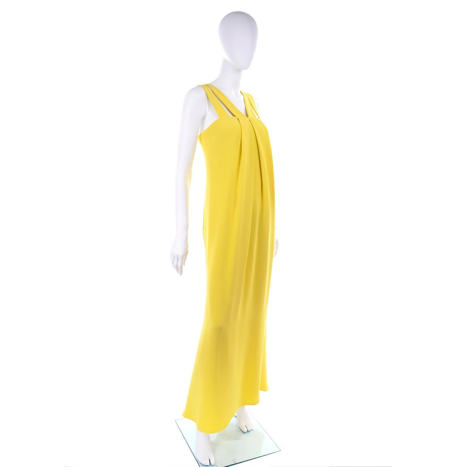 Women's 2008 Oscar de la Renta Runway Yellow Silk Full Length Evening Dress For Sale