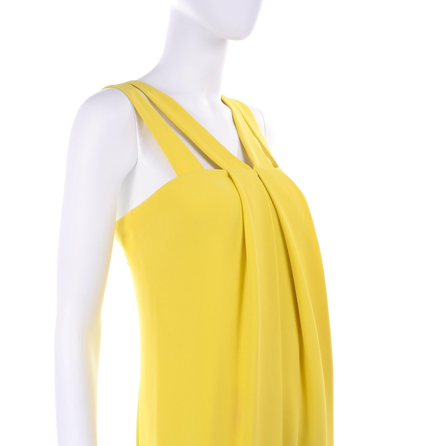 2008 Oscar de la Renta Runway Yellow Silk Full Length Evening Dress For Sale 1