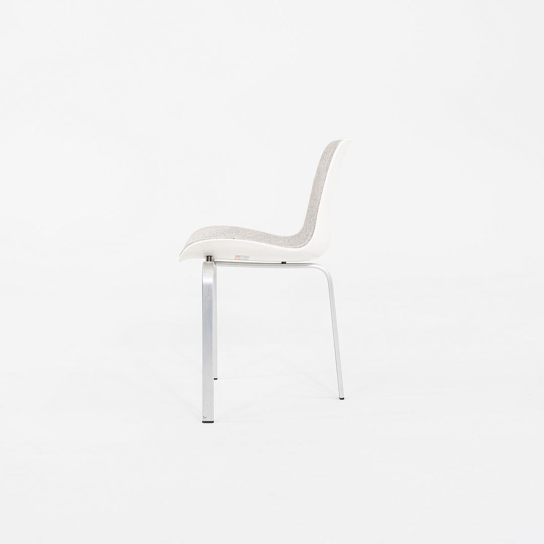 2008 Set di otto sedie da pranzo PK8 di Poul Kjaerholm per Fritz Hansen in tessuto In condizioni buone in vendita a Philadelphia, PA