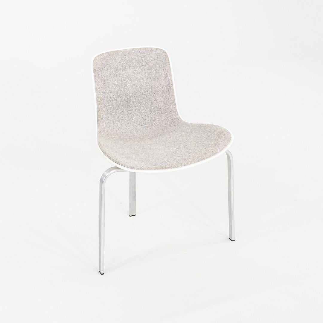 XXI secolo e contemporaneo 2008 Set di otto sedie da pranzo PK8 di Poul Kjaerholm per Fritz Hansen in tessuto in vendita