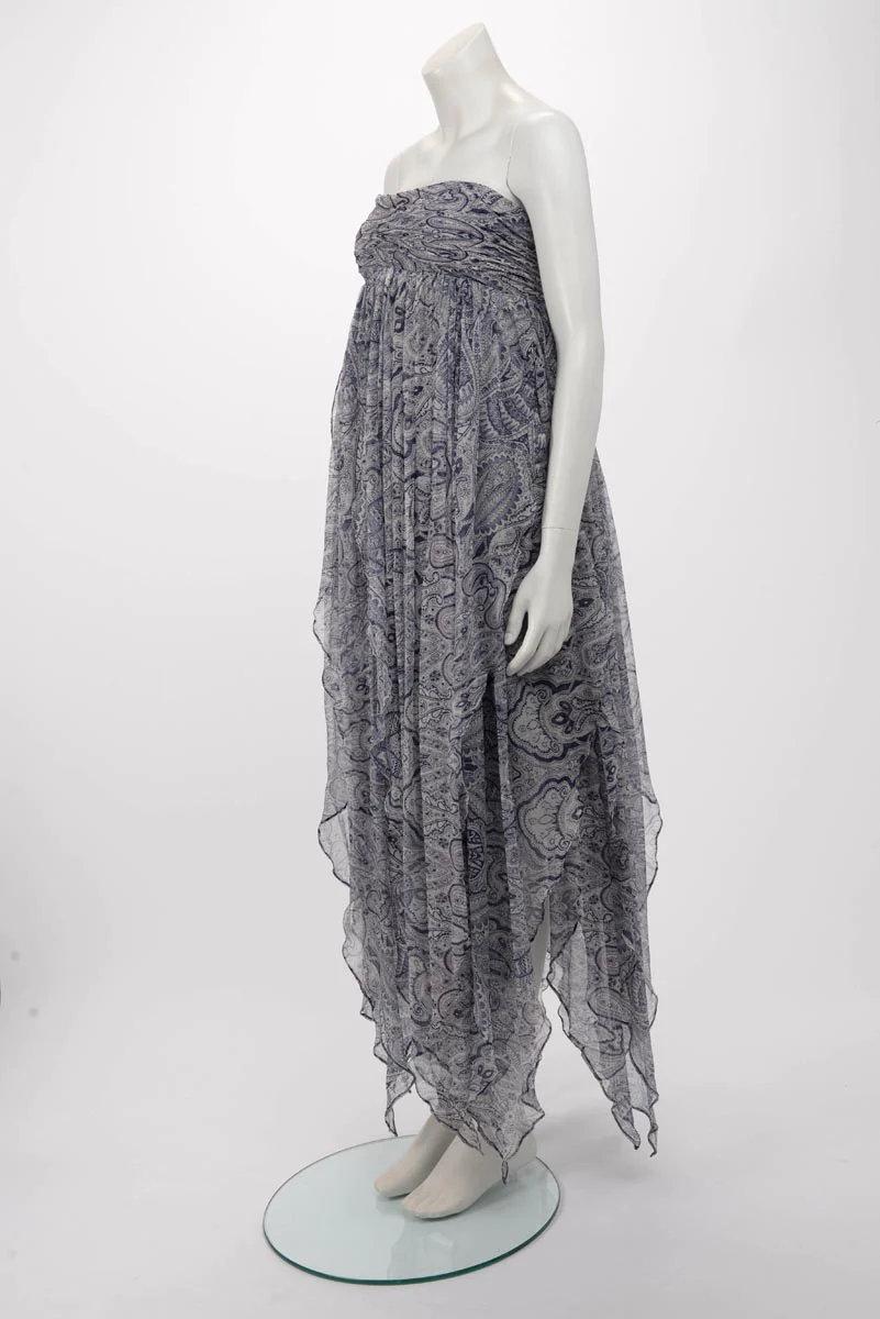 2008 Alexander McQueen Strapless Dress. 
Ruched strapless bodice and elegant layers of silk chiffon.
IT Size 38 - US - 2
Made in Italy
Excellent condition