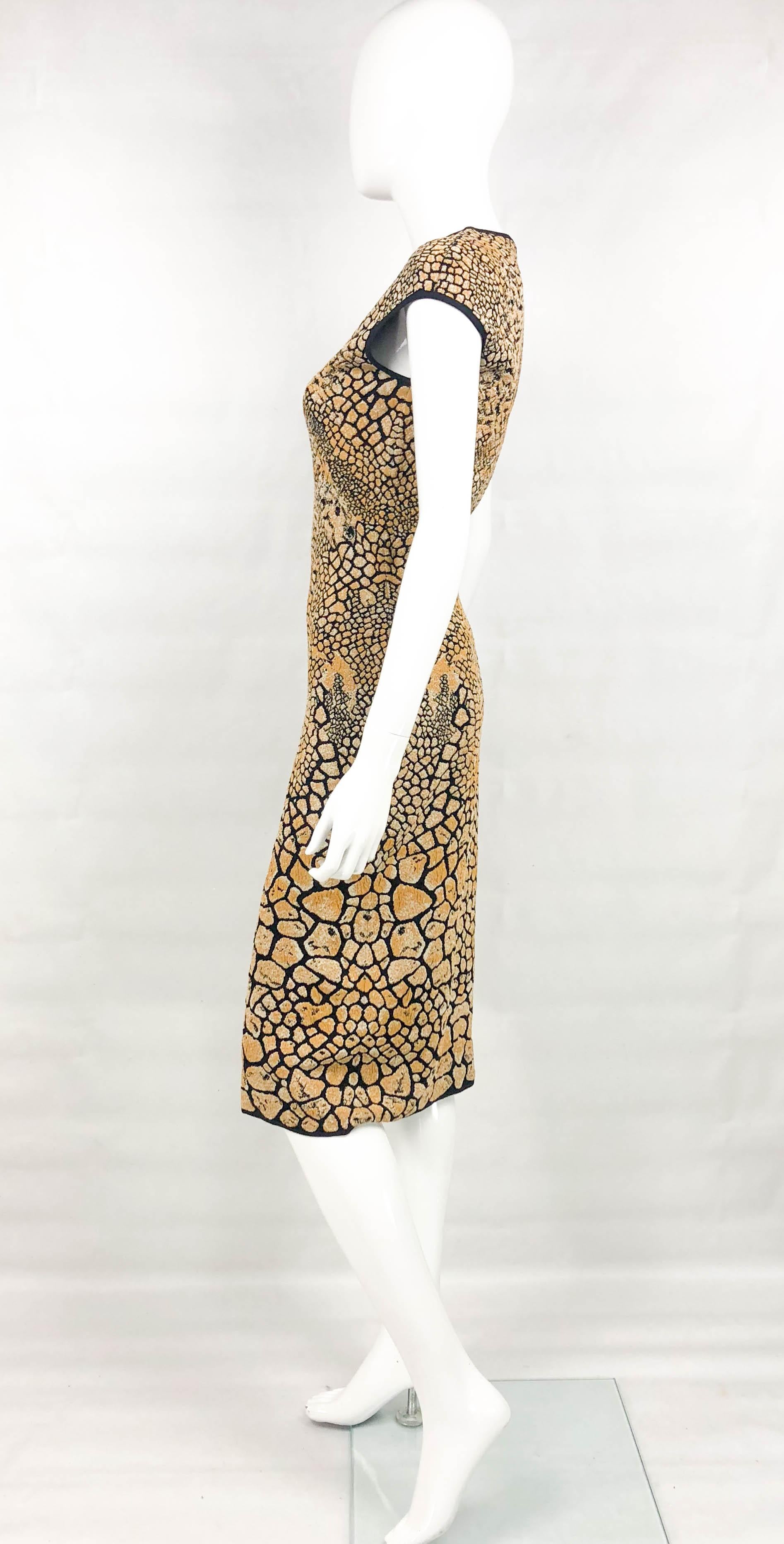 2009 Alexander McQueen Stretch Knit Golden and Black Dress For Sale 5