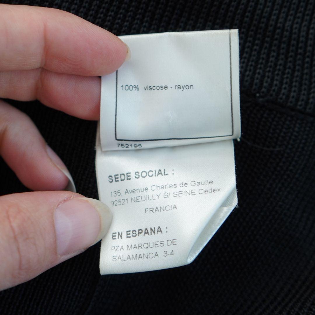 2009 Veste longue en maille noire de Chanel en vente 6