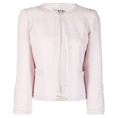 2009 Chanel Rosa Tweed-Boucle-Jacke aus Wolle