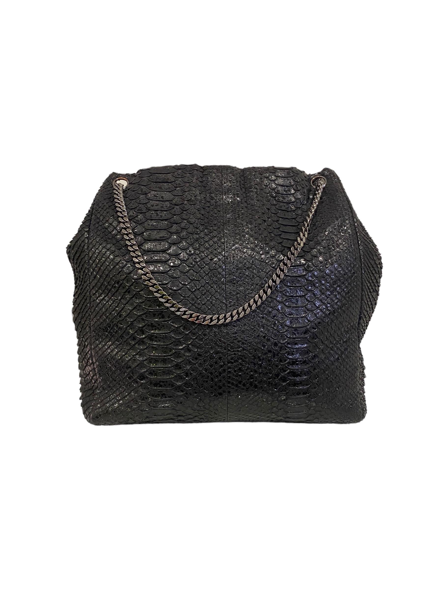 2009 Chanel Tote Black Piton Hobo Bag For Sale 1