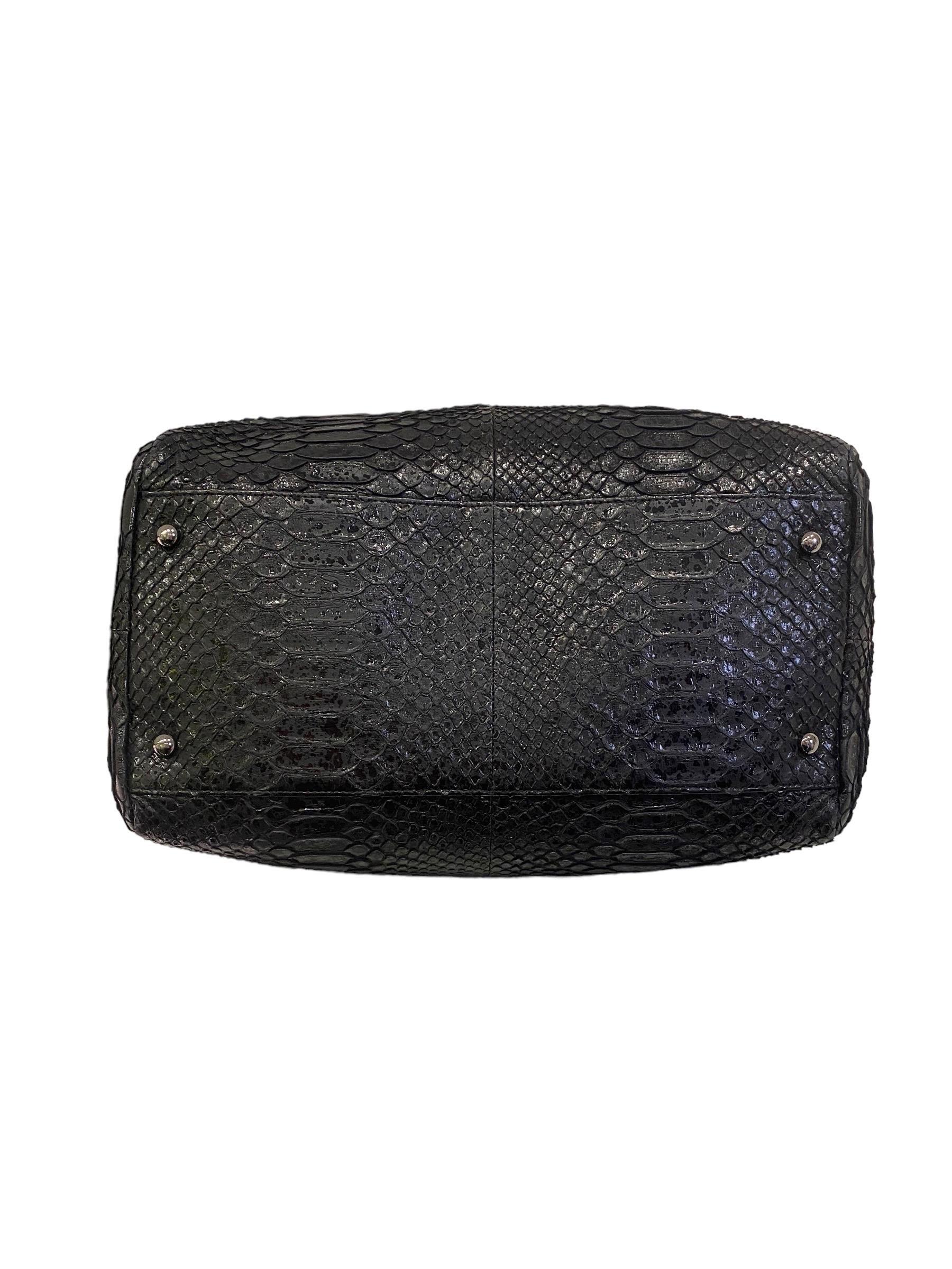 2009 Chanel Tote Black Piton Hobo Bag For Sale 3