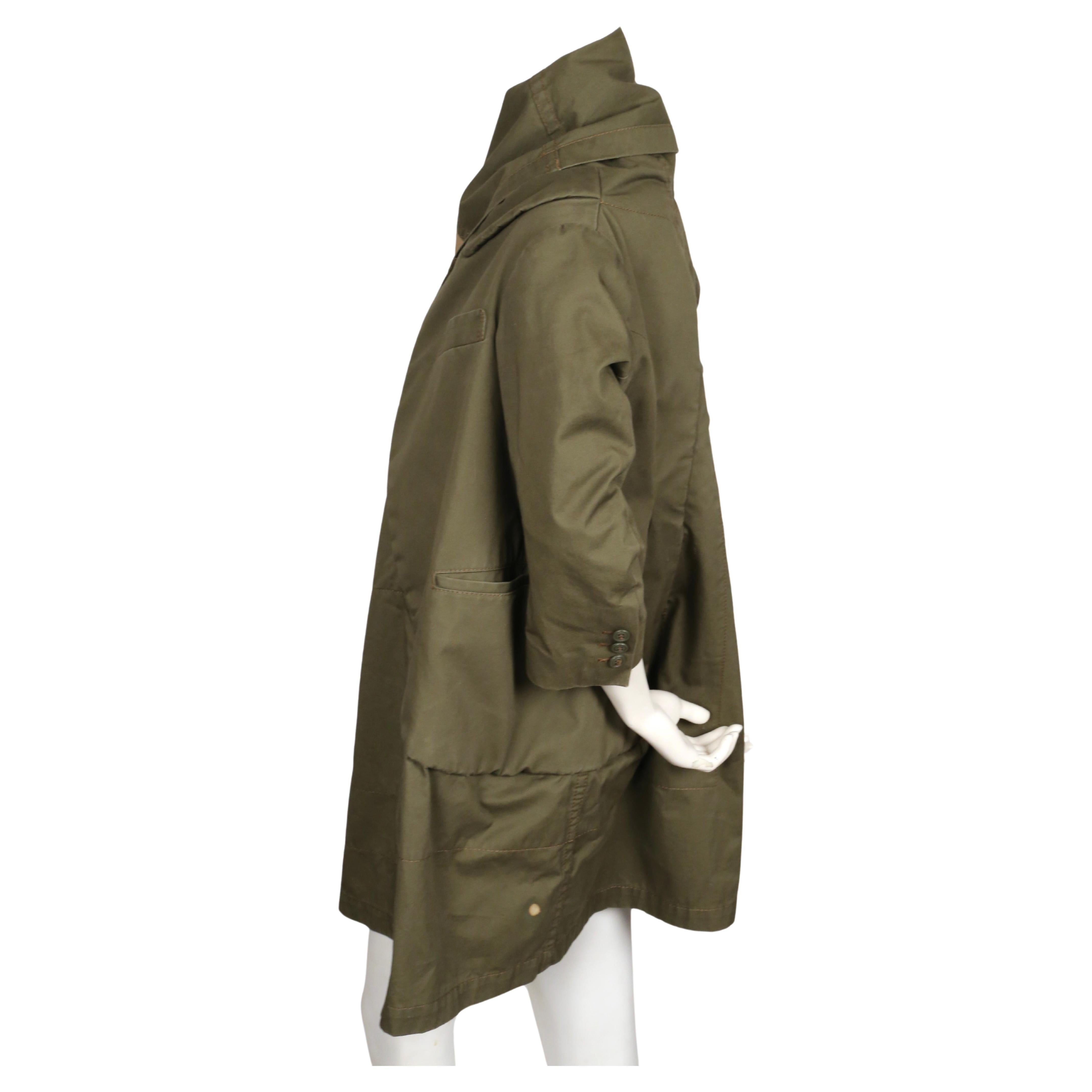 2009 COMME DES GARCONS army green cotton draped runway coat In Fair Condition In San Fransisco, CA