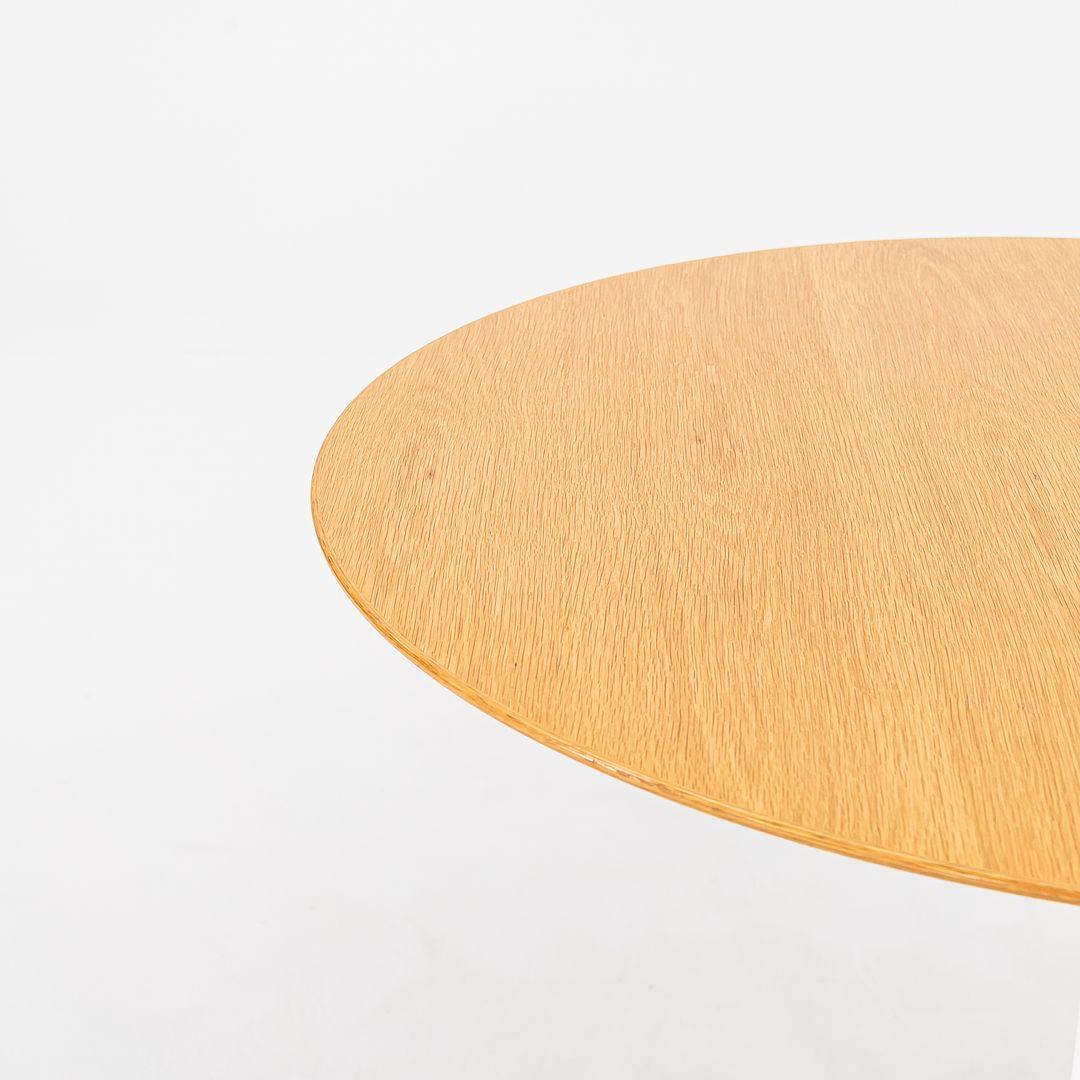Modern 2009 Eero Saarinen for Knoll 42