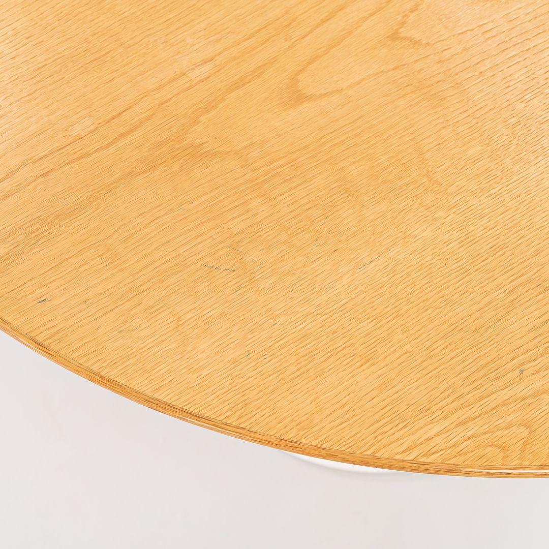 American 2009 Eero Saarinen for Knoll 42