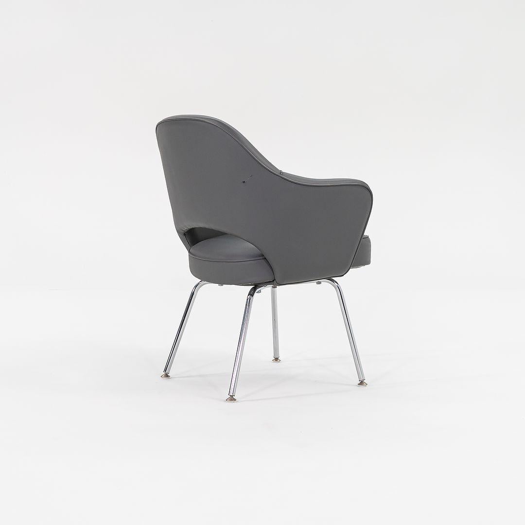 2009 Eero Saarinen for Knoll Executive Arm Chairs in Grey Vinyl In Good Condition For Sale In Philadelphia, PA