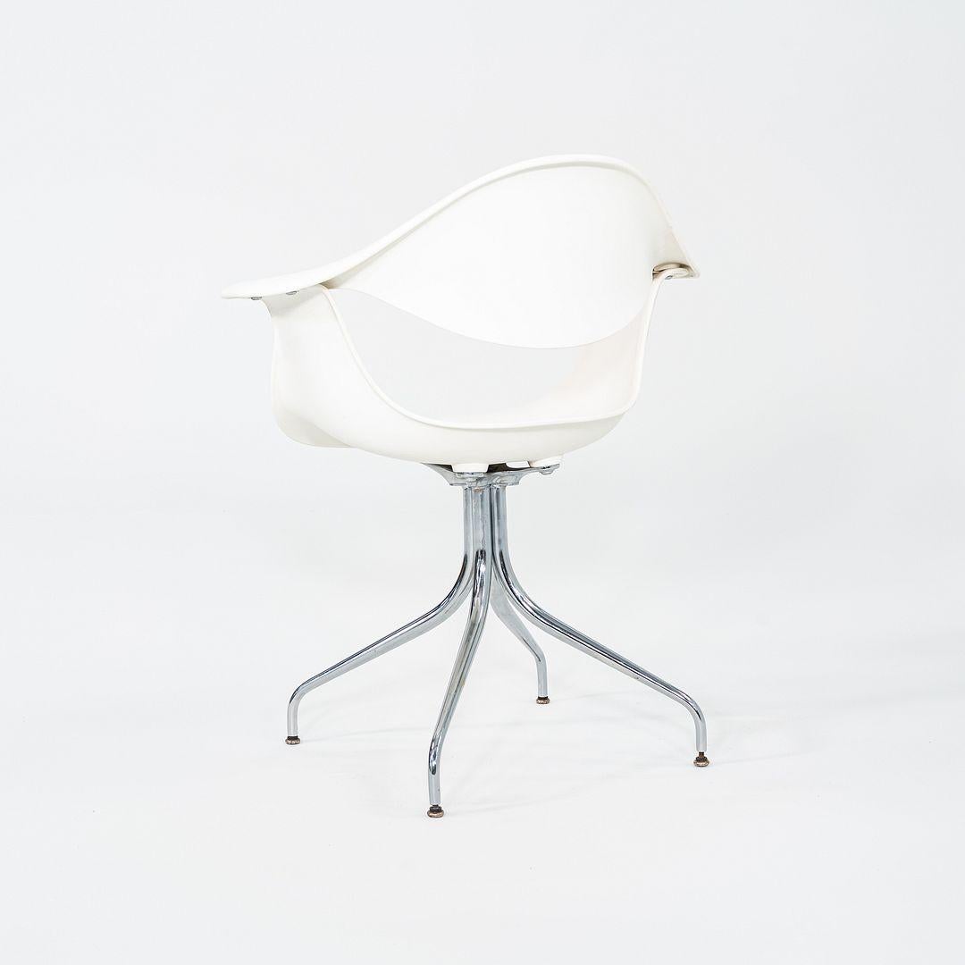 2009 George Nelson for Herman Miller Swag Leg Armchair 3x Available en venta 3