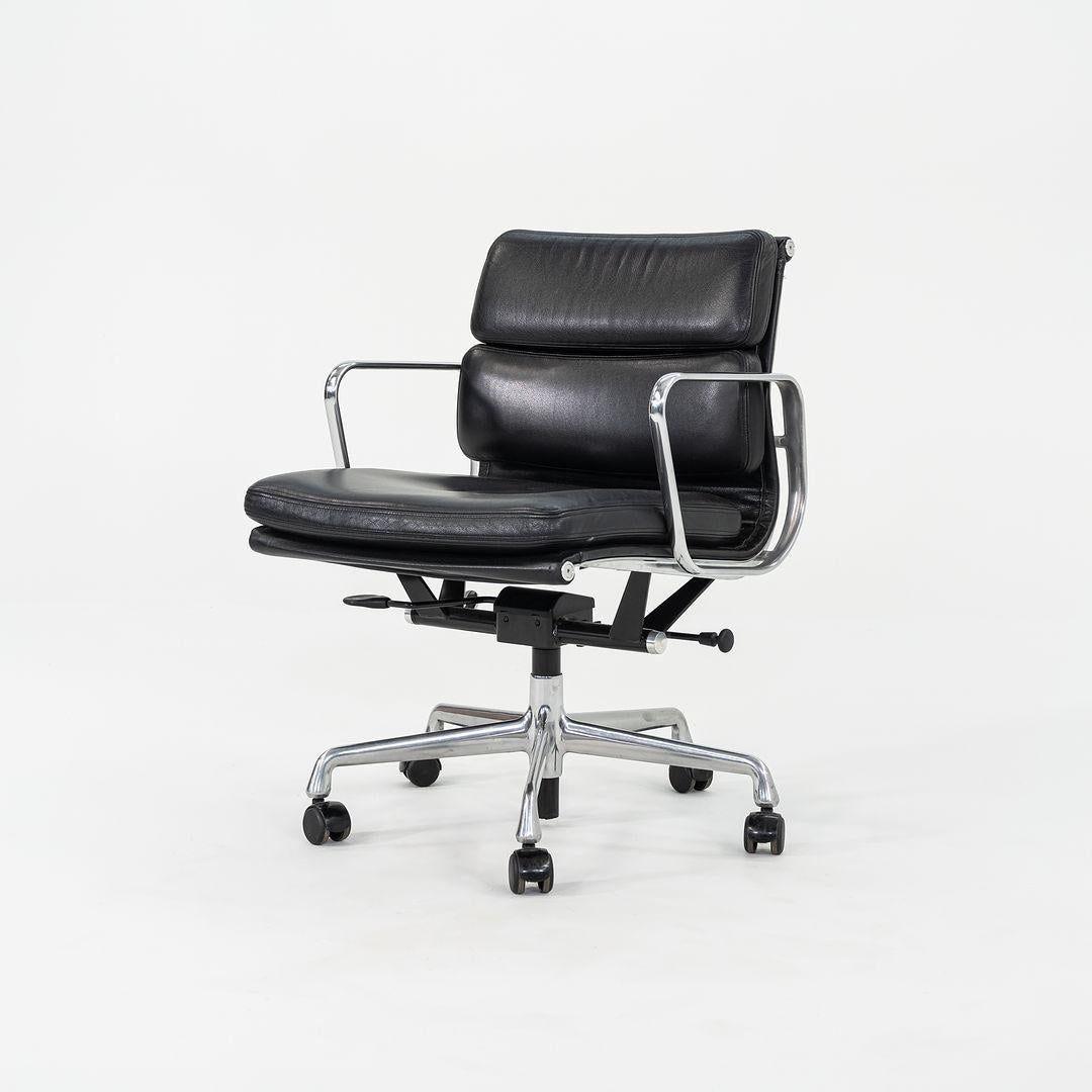 Americano 2009 Herman Miller Eames Soft Pad Management Desk Chair Pelle nera 1x Disponibile