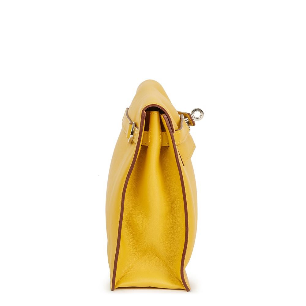 2009 Hermès Jaune d'or Swift Leather Kelly Danse In Excellent Condition In Bishop's Stortford, Hertfordshire