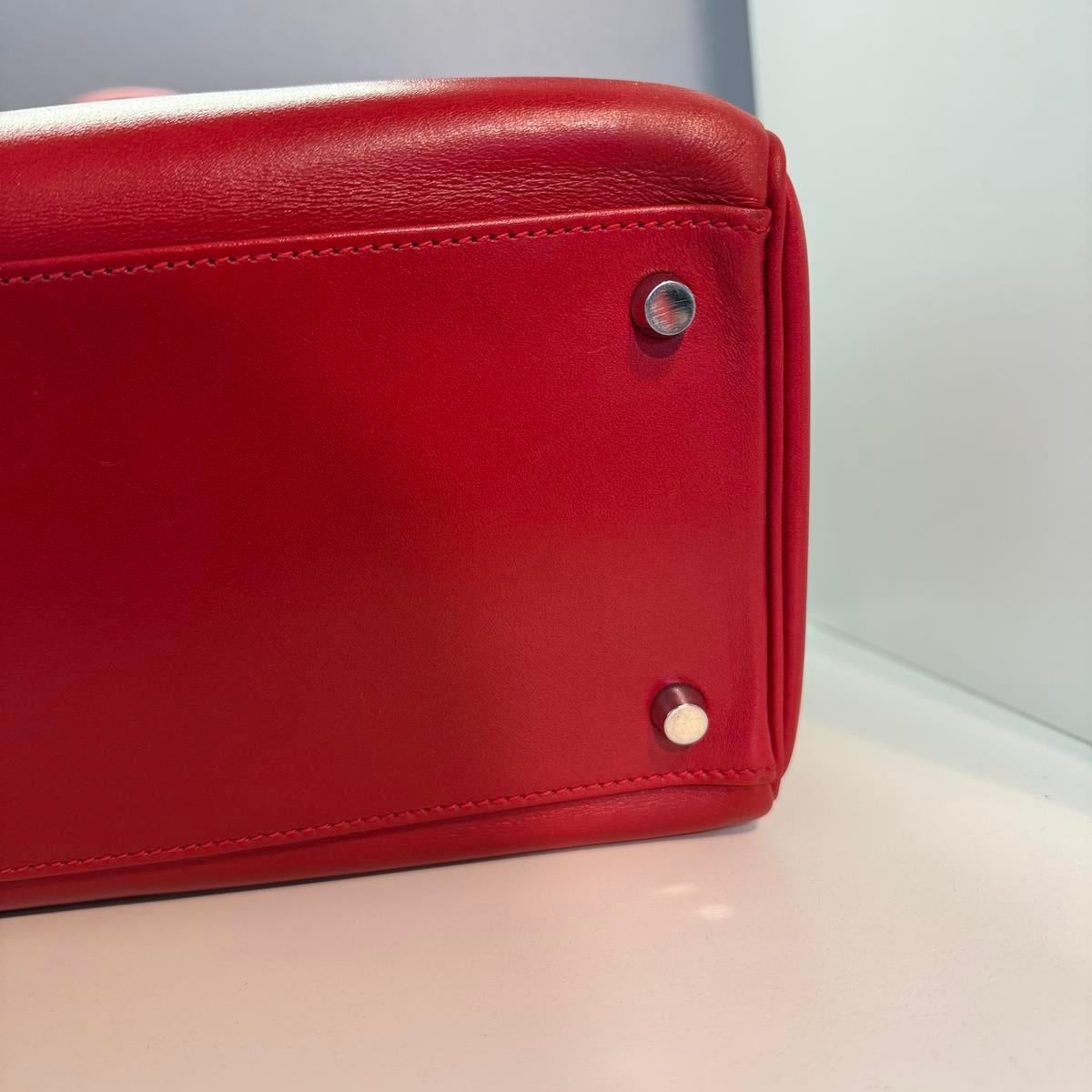 2009 Hermès Retourne Kelly 35 Clemence Red PHW For Sale 3