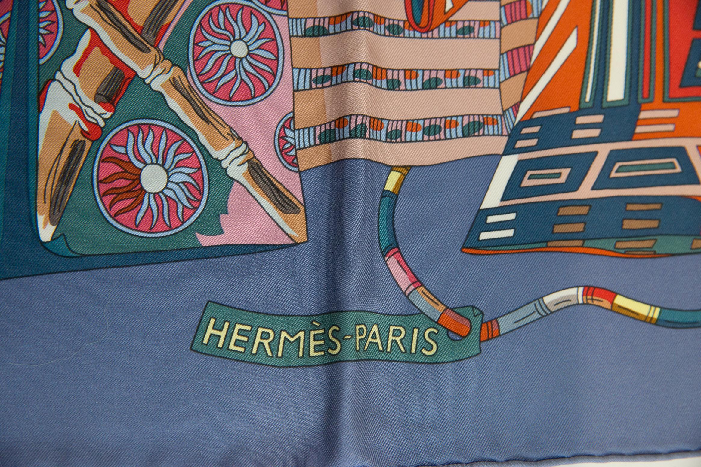Édition limitée 2009 de l'écharpe en sergé de soie Hermès 