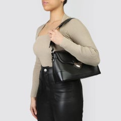 2009 Louis Vuitton Beverly Tasche aus schwarzem Epi-Leder und schwarzem Kalbsleder