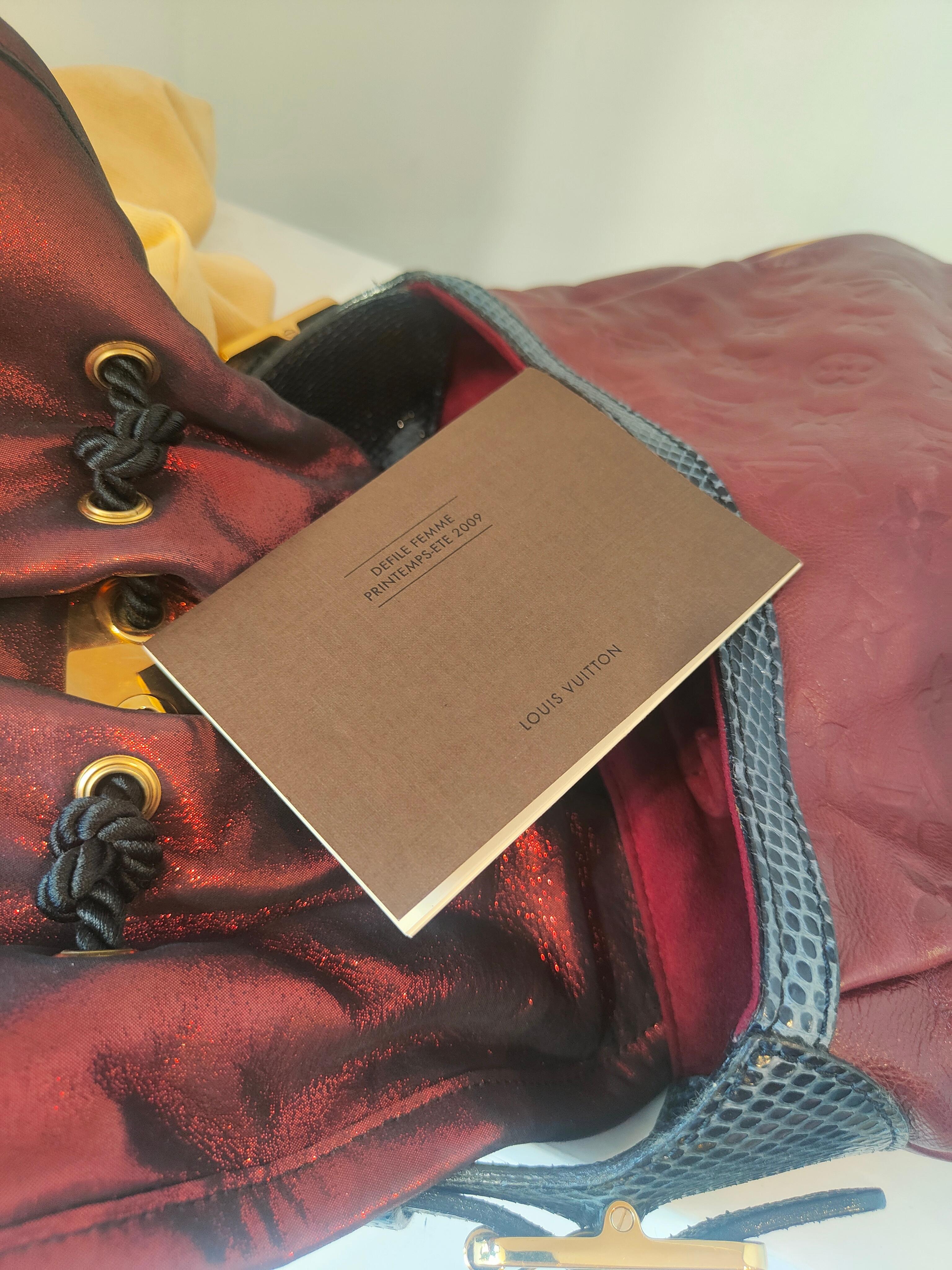 2009 Louis Vuitton Kalahari shoulder bag For Sale 9