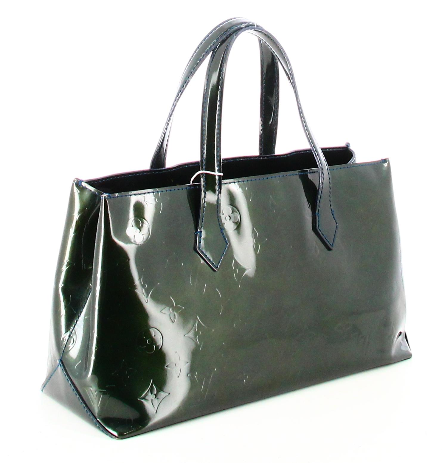 2009 Louis Vuitton Leather Handbag Vernis Vert Monogram  For Sale 1