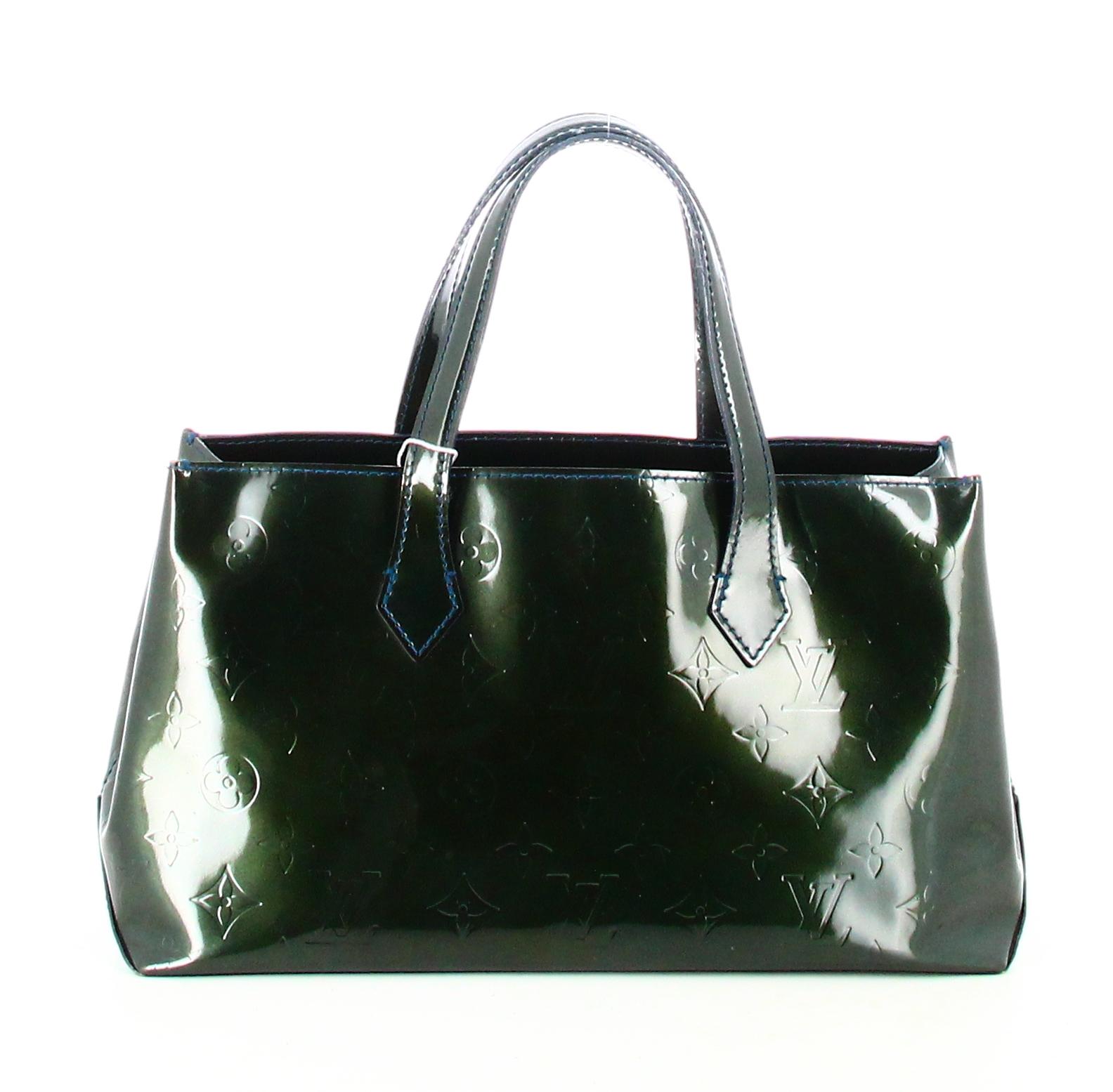 2009 Louis Vuitton Leather Handbag Vernis Vert Monogram  For Sale 2