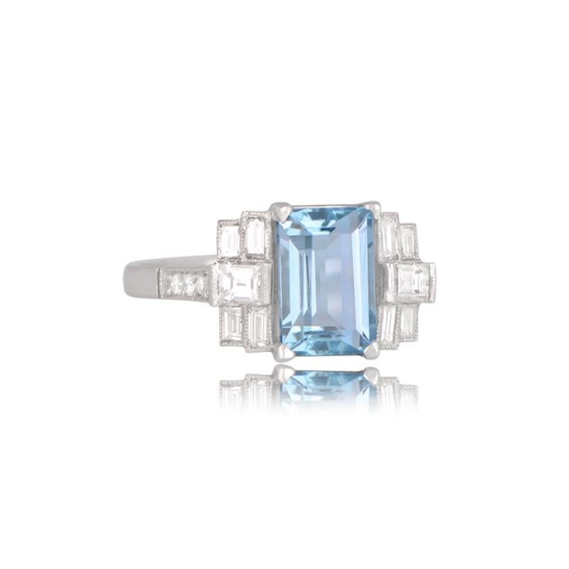 Art déco 2.00ct Emerald Cut Natural Aquamarine Engagement Ring, Platinum en vente