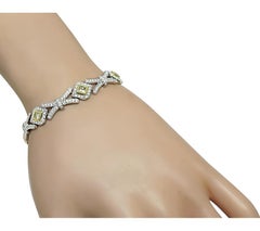 2.00ct Fancy Yellow Diamond 2.75ct Diamond Gold Bracelet