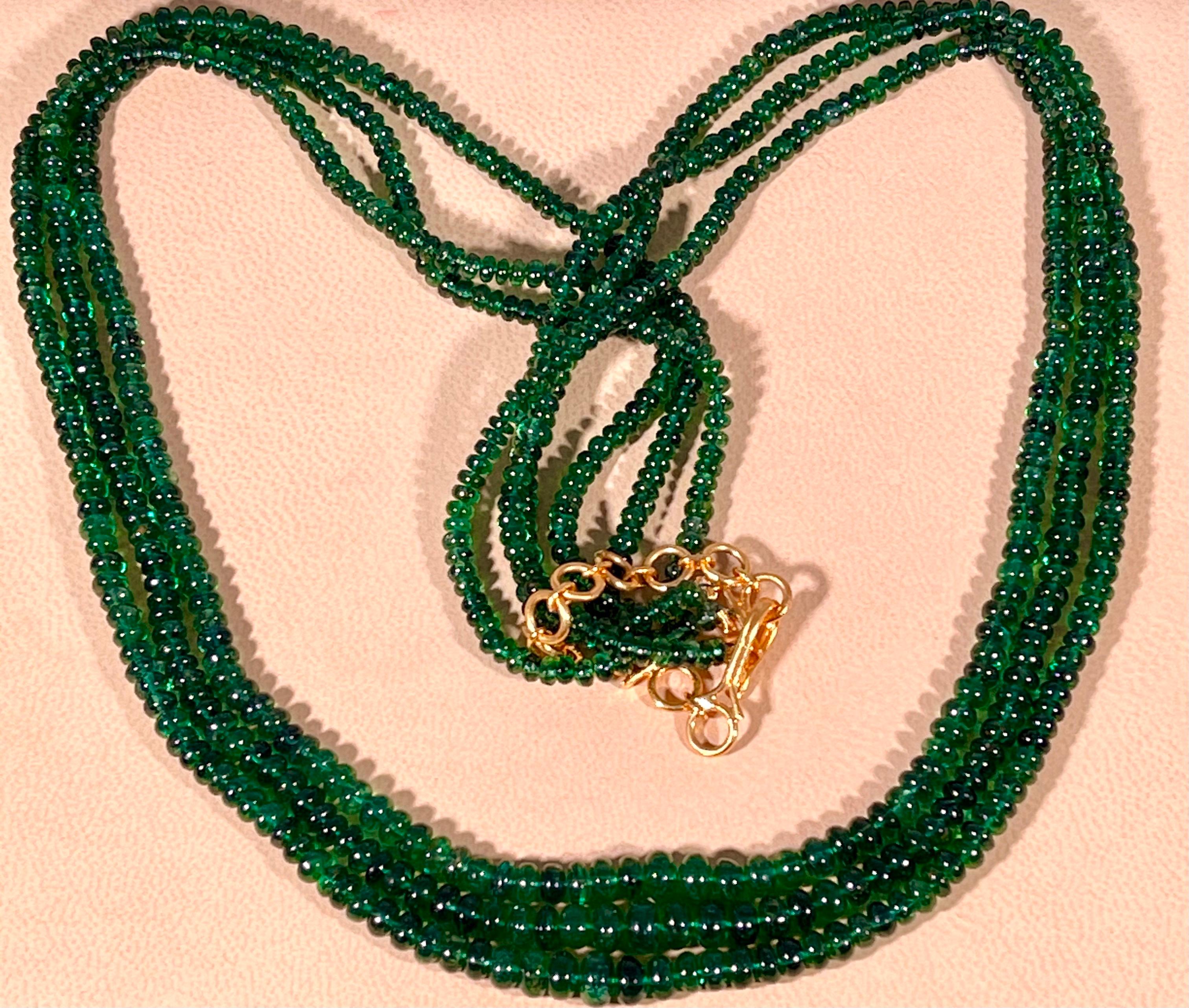 200Ct Fine Emerald Beads 3 Line Necklace with 14 Kt Yellow Gold Clasp Adjustable For Sale 3