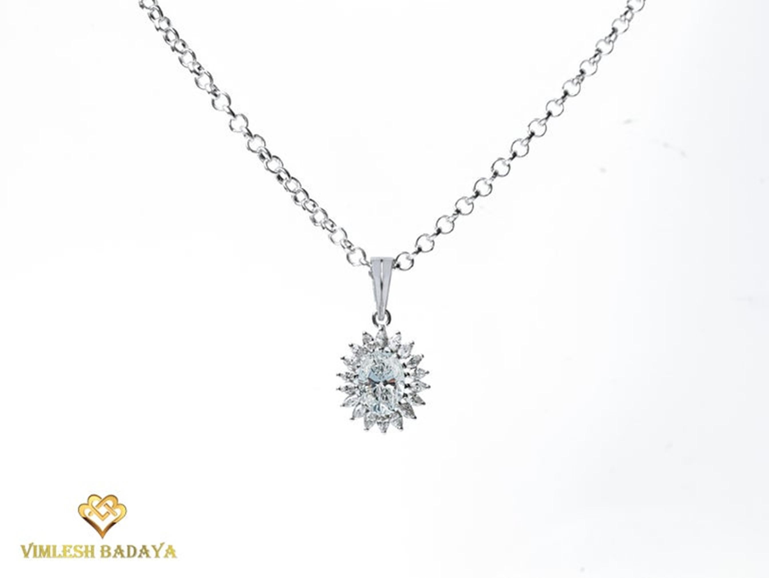 Pendentif halo de diamants taille ovale de 2 carats H incolores VS certifiés par le GIA en vente 2