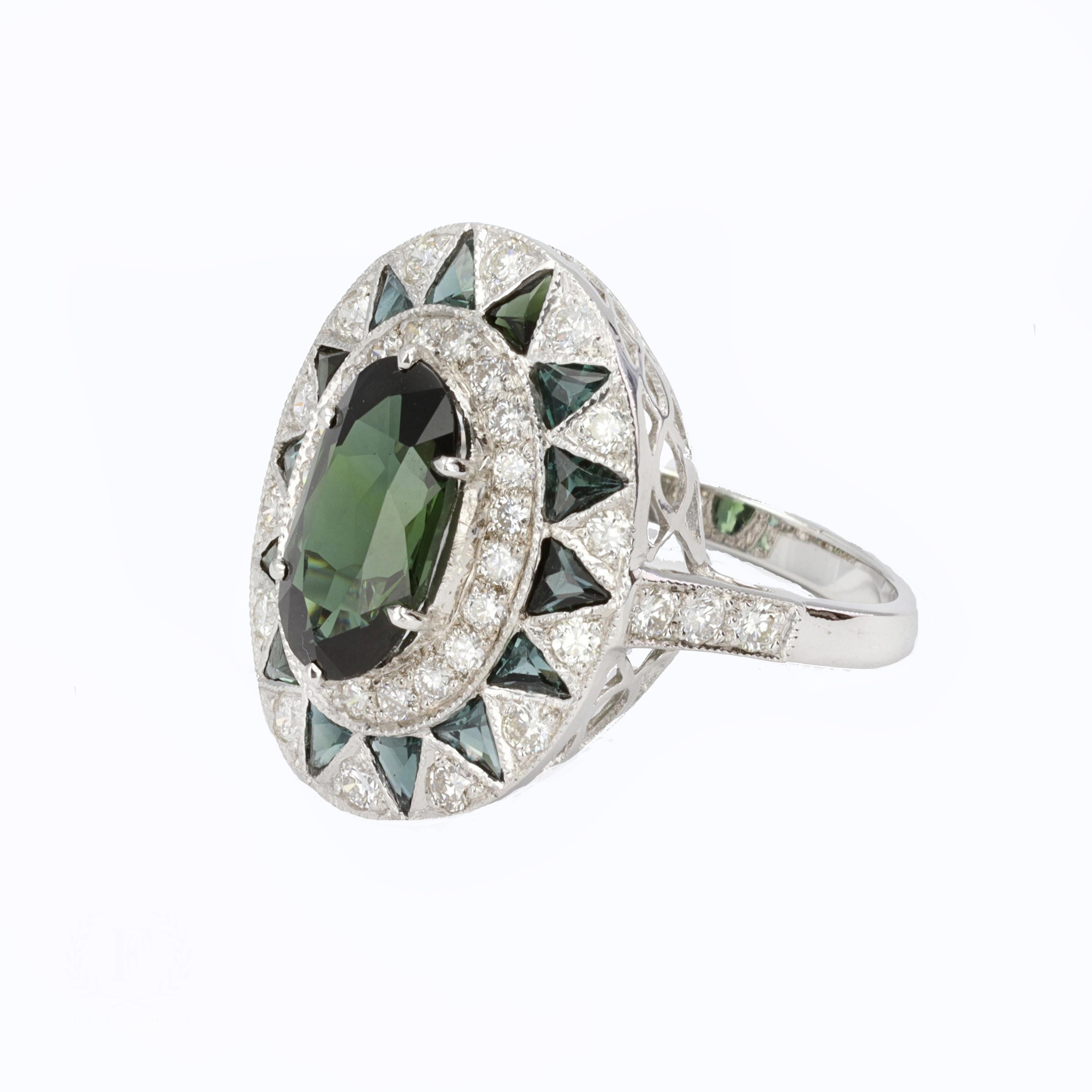 2.00ct Green Tourmaline 0.80ct Diamond 18k White Gold Ring. In Excellent Condition In NEW ORLEANS, LA