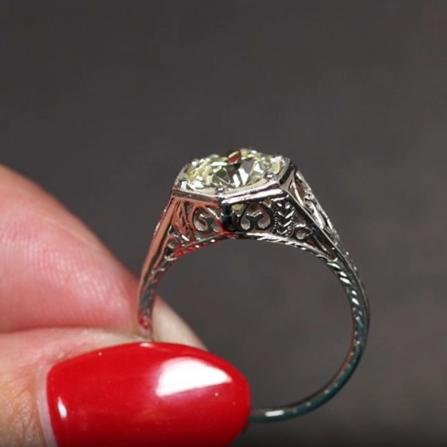 Taglio antico europeo Anello solitario con diamante vecchio taglio europeo da 2,00 ct - Art Deco Platino in vendita
