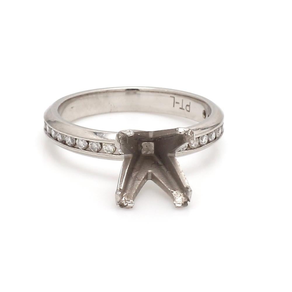 2.00ct Square Radiant Cut Diamond Ring For Sale 1