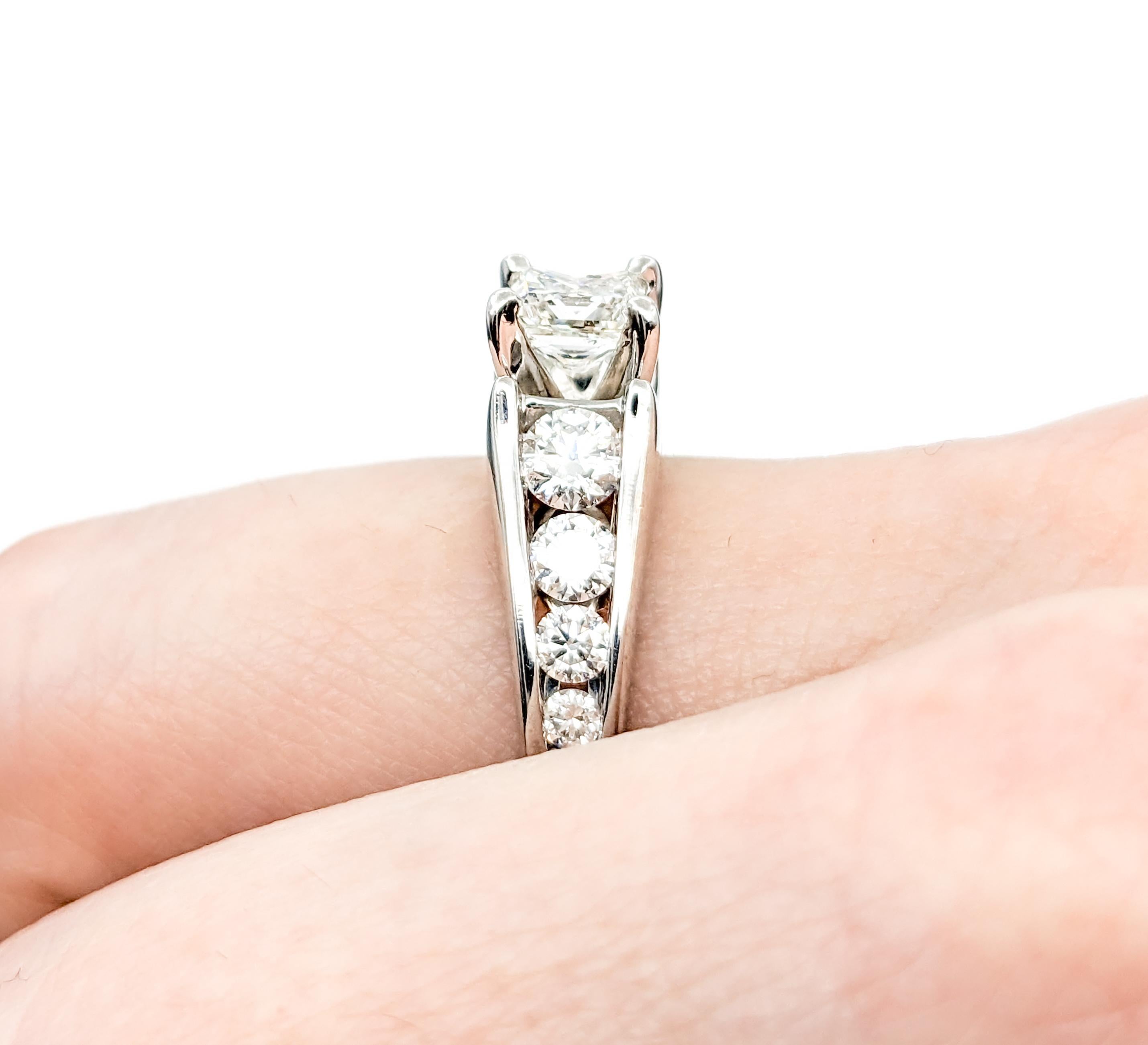 Contemporary 2.00ctw Diamond Engagement Ring In White Gold