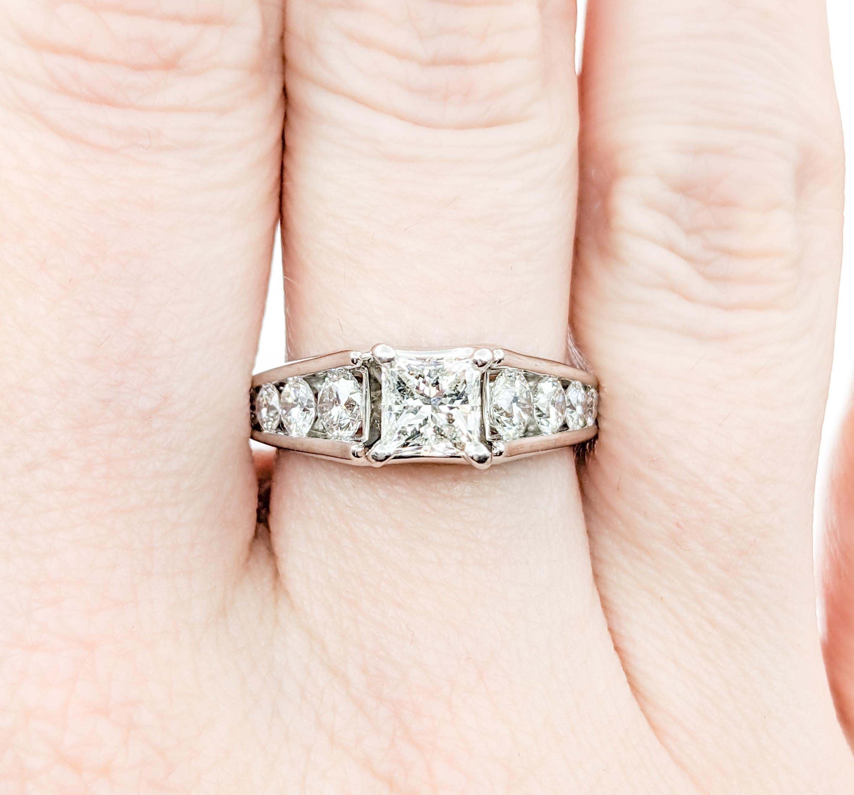 2.00ctw Diamond Engagement Ring In White Gold In Excellent Condition In Bloomington, MN