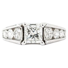 Anello di fidanzamento con diamanti da 2,00ctw in oro bianco