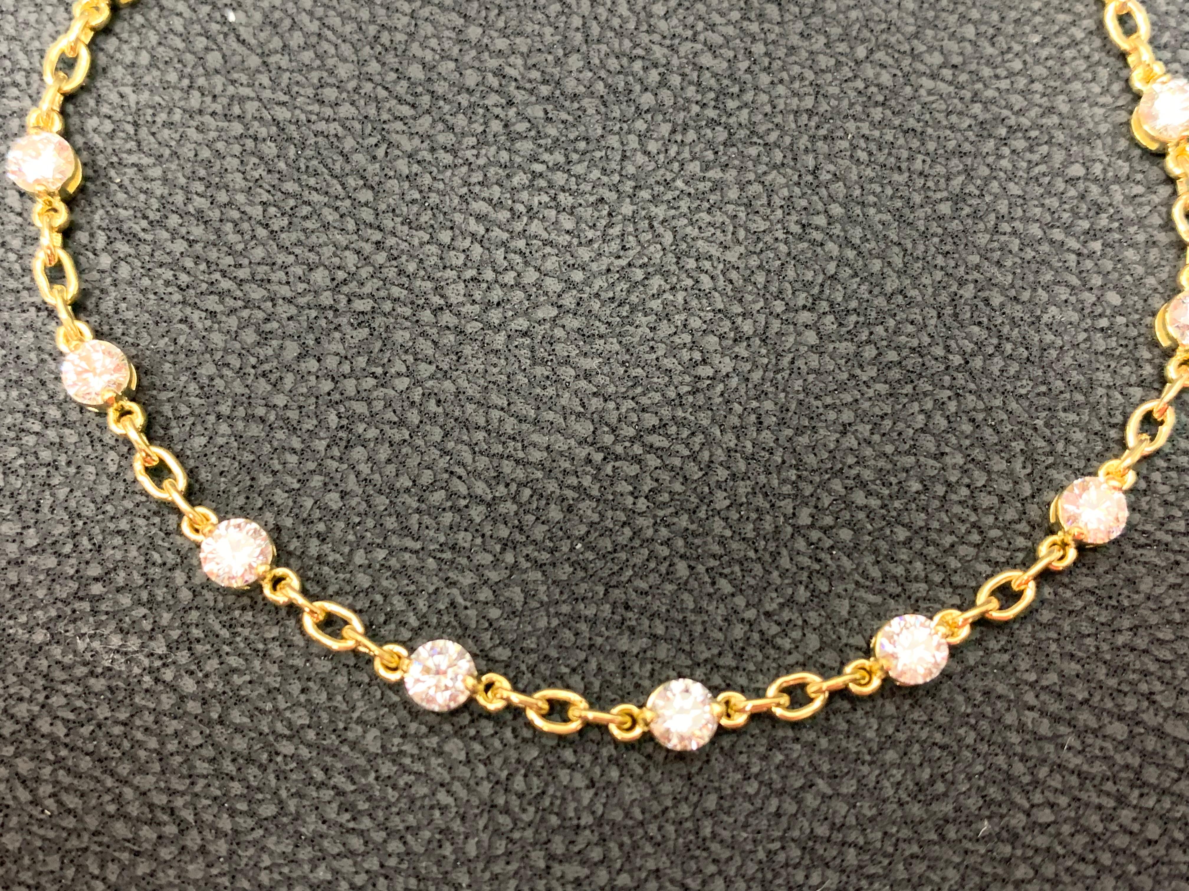 2.01 Carat Brilliant cut Diamond Chain Bracelet in 18K Yellow Gold For Sale 3