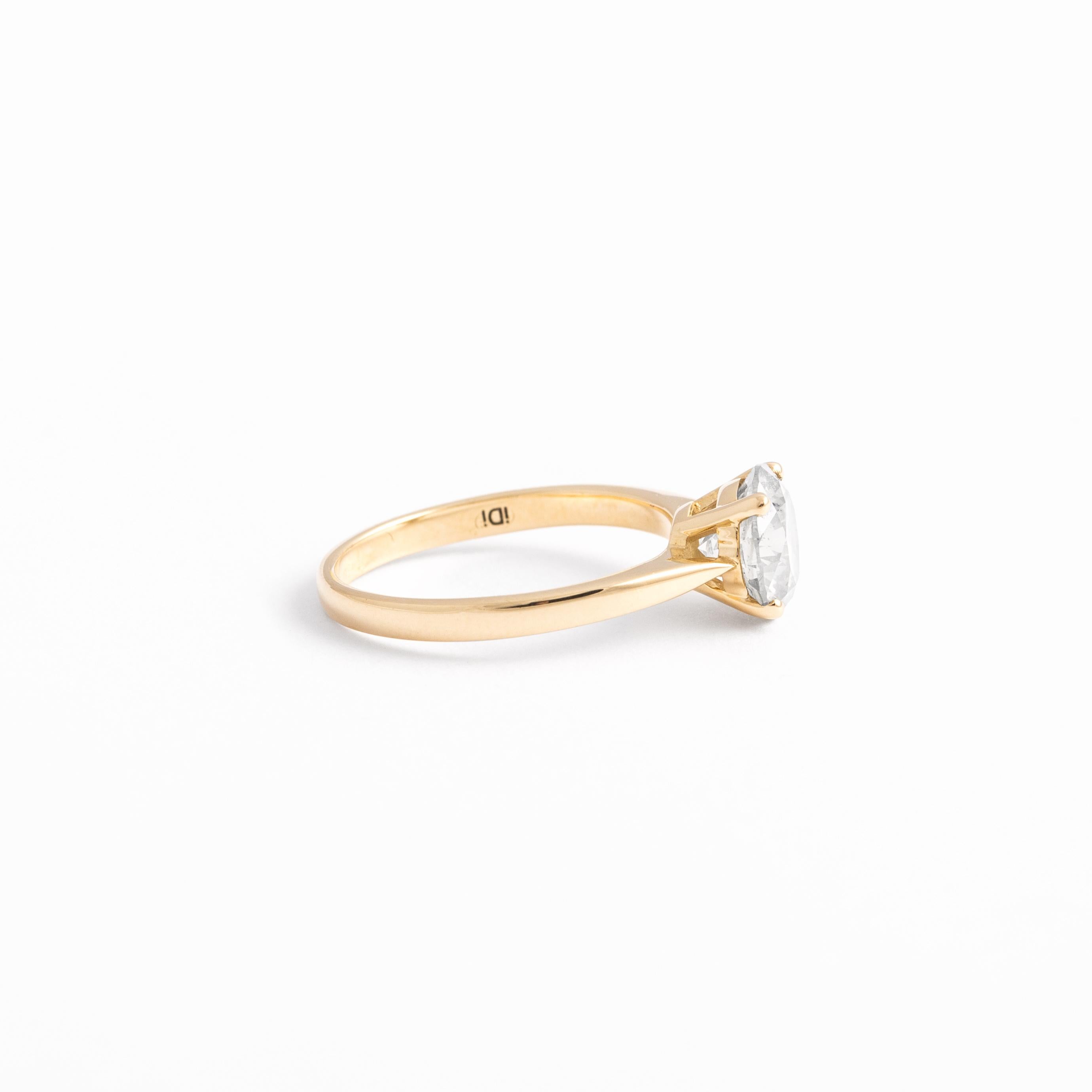 2.01 Carat Diamond Solitaire Yellow Gold Ring For Sale 1
