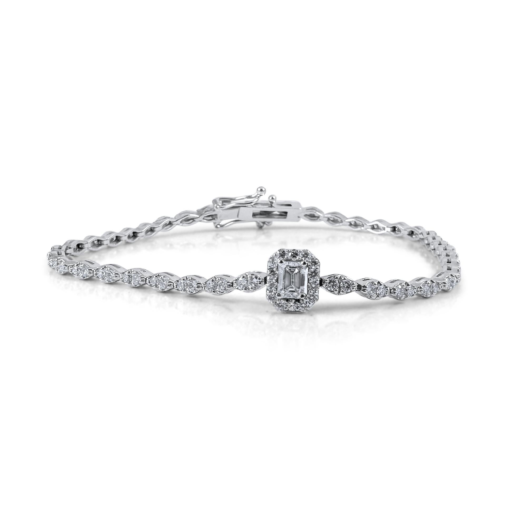 2.20 Carat Emerald-Cut Diamond Halo Center Bracelet in 14K White Gold, 7 Inches For Sale 1