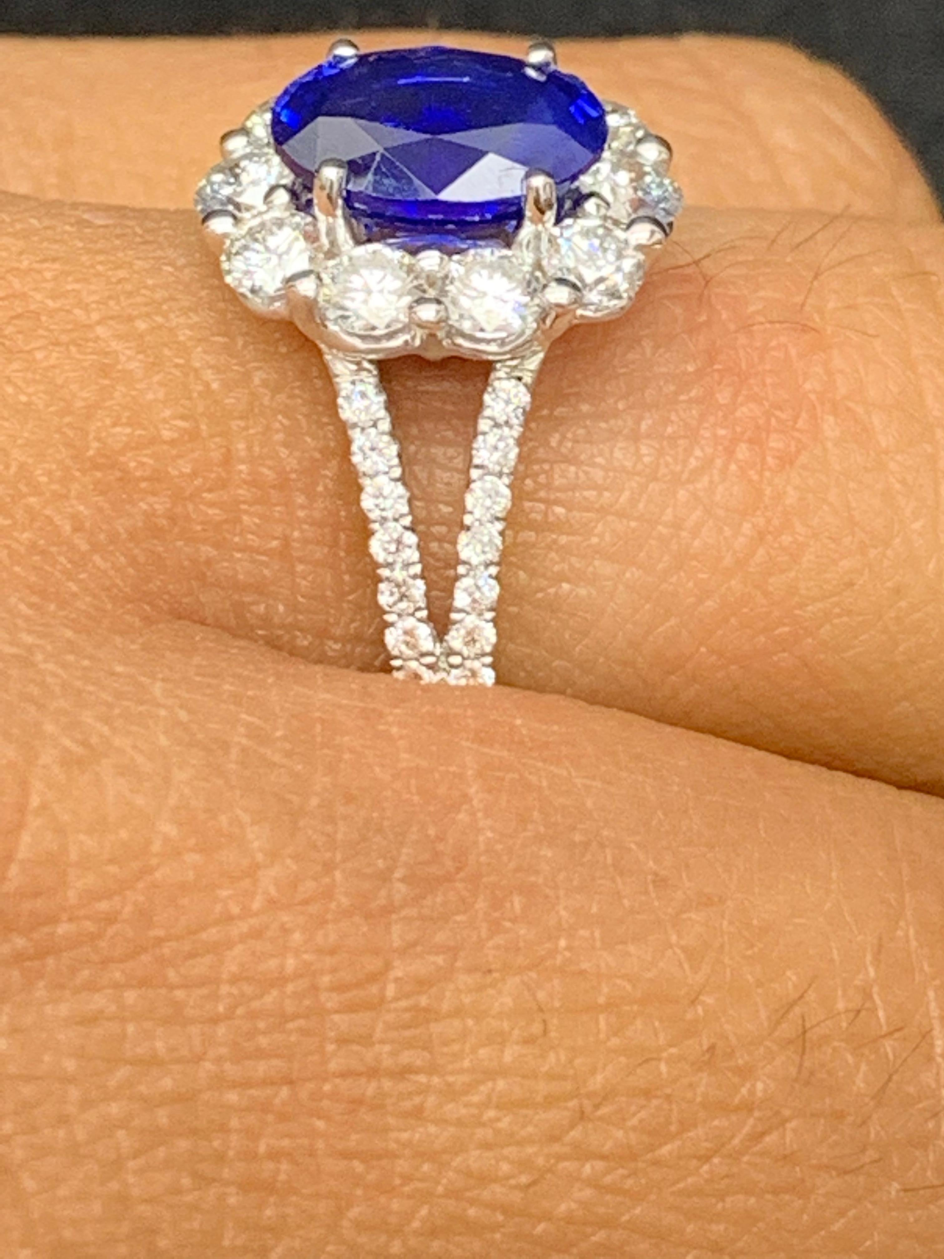 2.01 Carat Oval Shape Blue Sapphire and Diamond Flower Ring in 18K White Gold For Sale 4