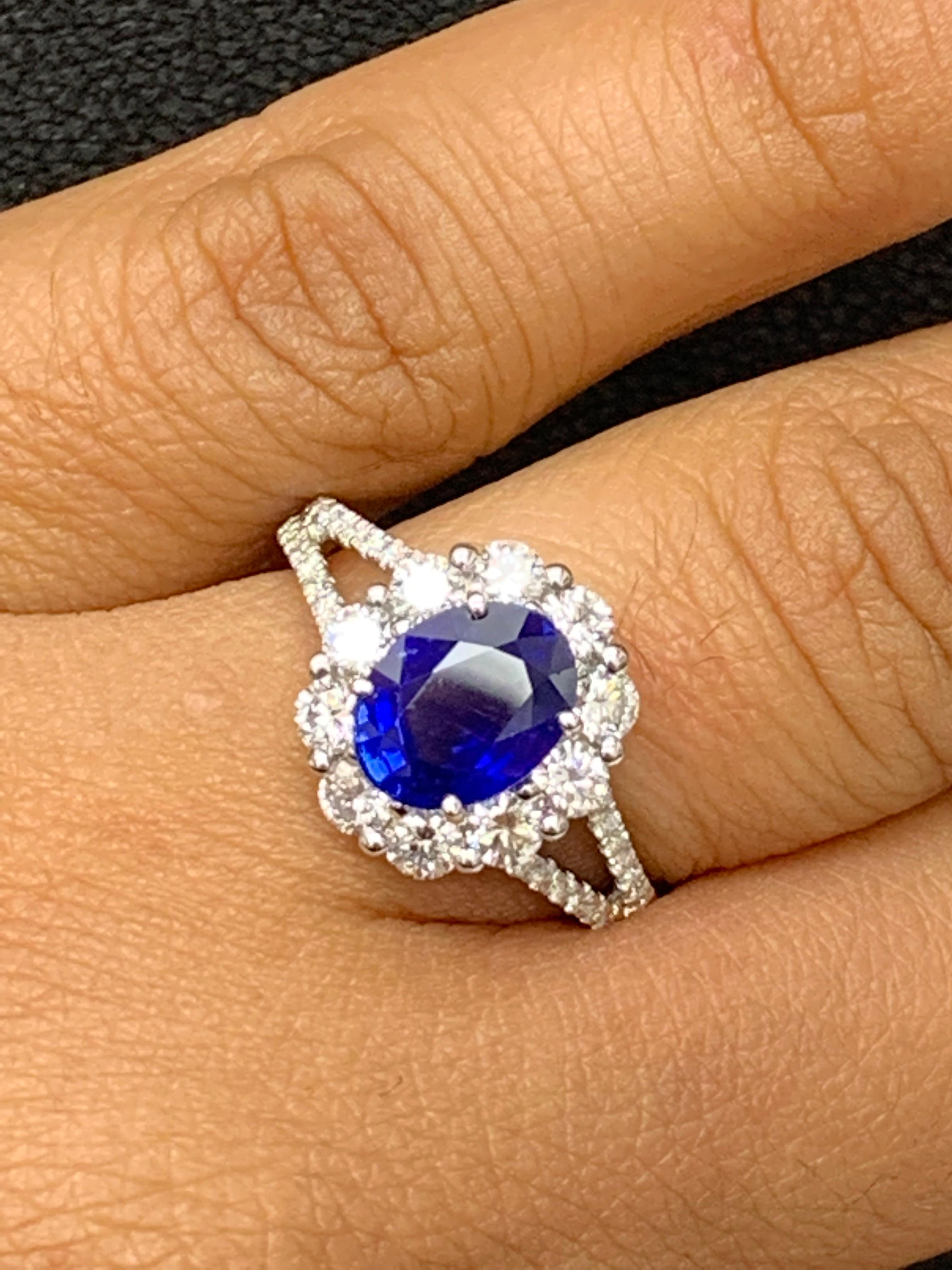 2.01 Carat Oval Shape Blue Sapphire and Diamond Flower Ring in 18K White Gold For Sale 7