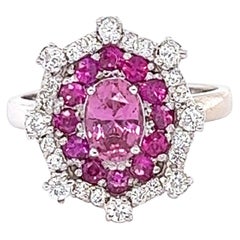 Anillo de Cóctel de Oro Blanco con Zafiro Rosa y Diamante de 2,01 Quilates