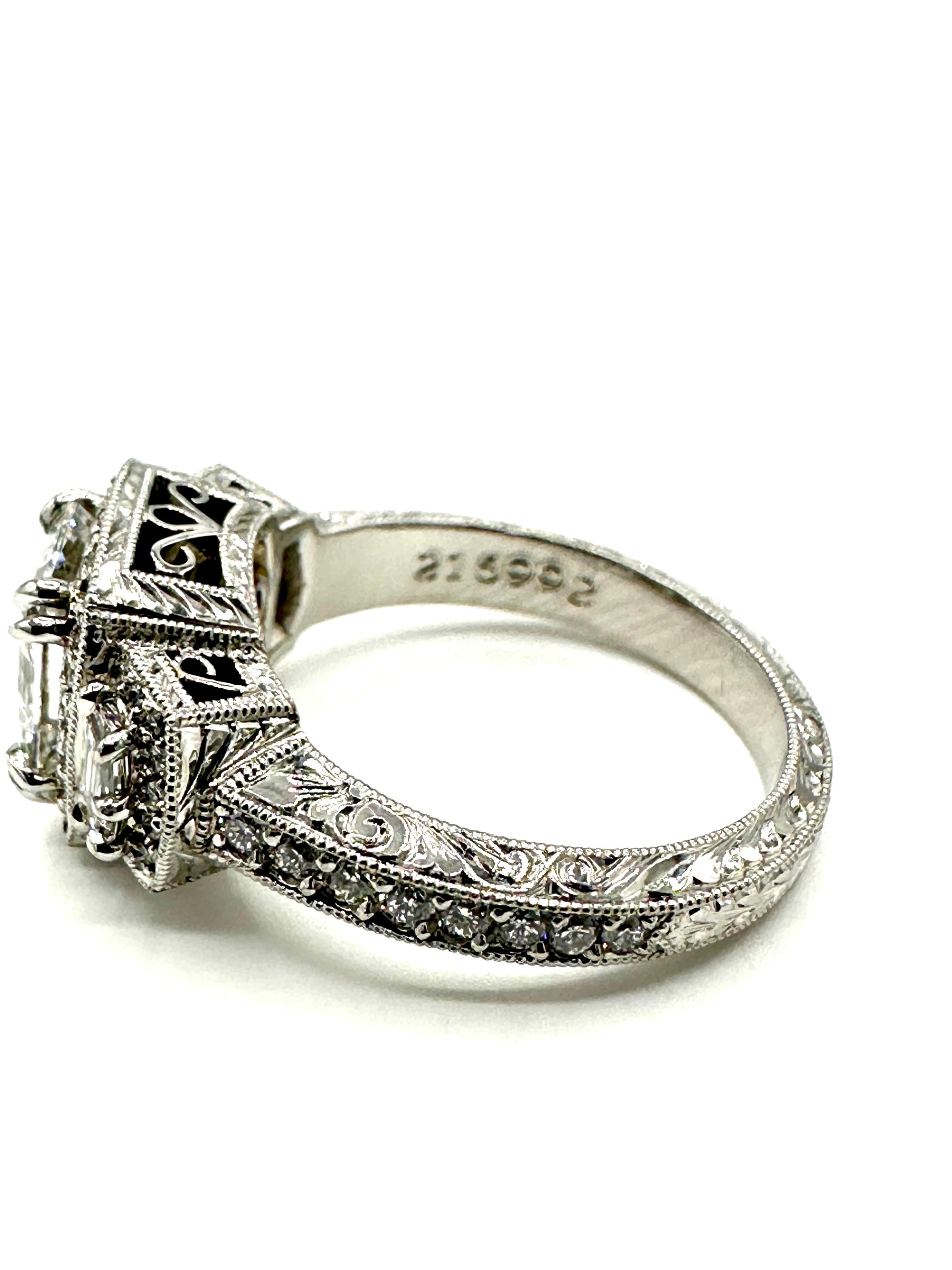 2.01 Carat Radiant Cut F/VS1 Diamond Platinum Ring For Sale 2