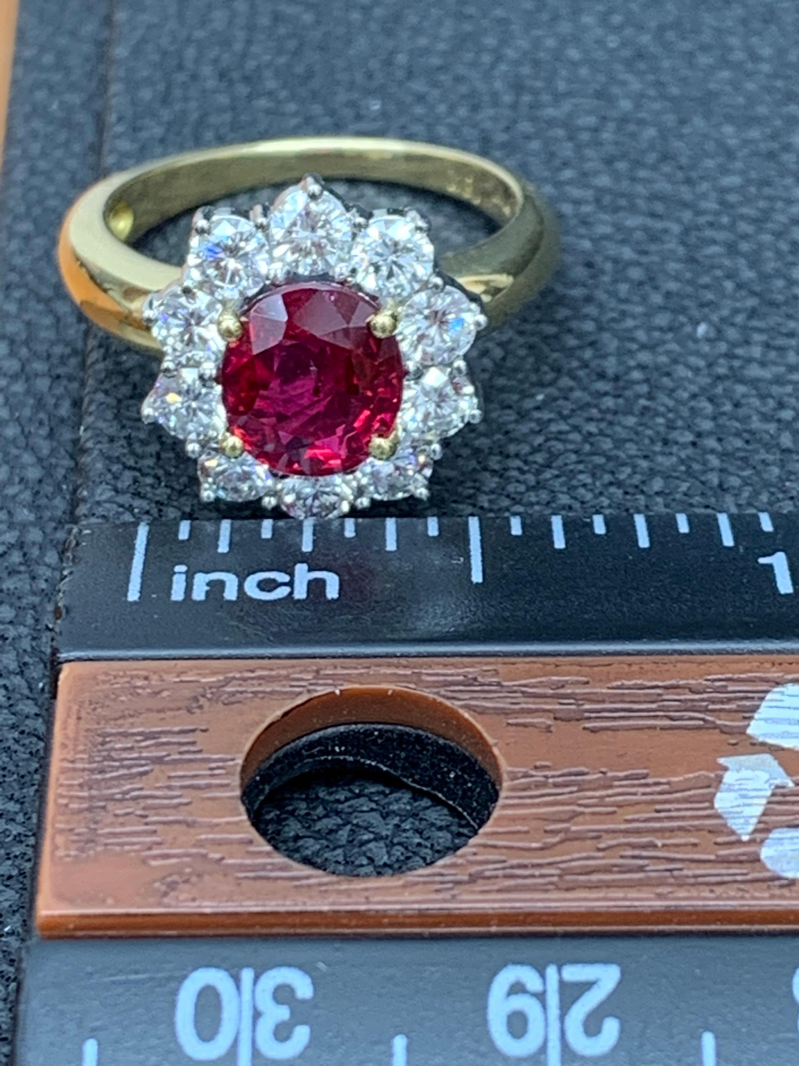 Bague de mode en or mélangé 18 carats, rubis et diamants, taille ronde et brillante de 2,01 carats en vente 12