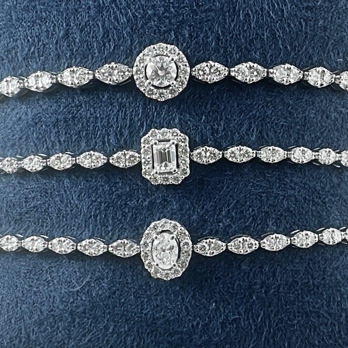 Round Cut 2.20 Carat Round Diamond Halo Center Bracelet in 14K White Gold, 7 Inches For Sale