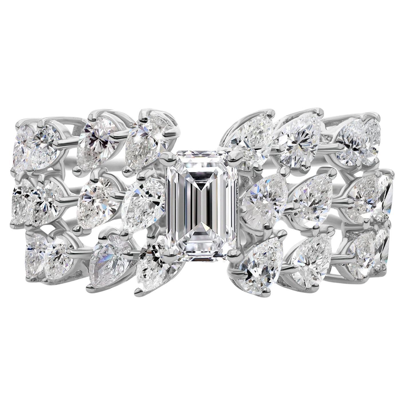 En venta: Anillo de compromiso de diamantes SI/H de 2,01 quilates Oro blanco de 18 quilates Joyería fina