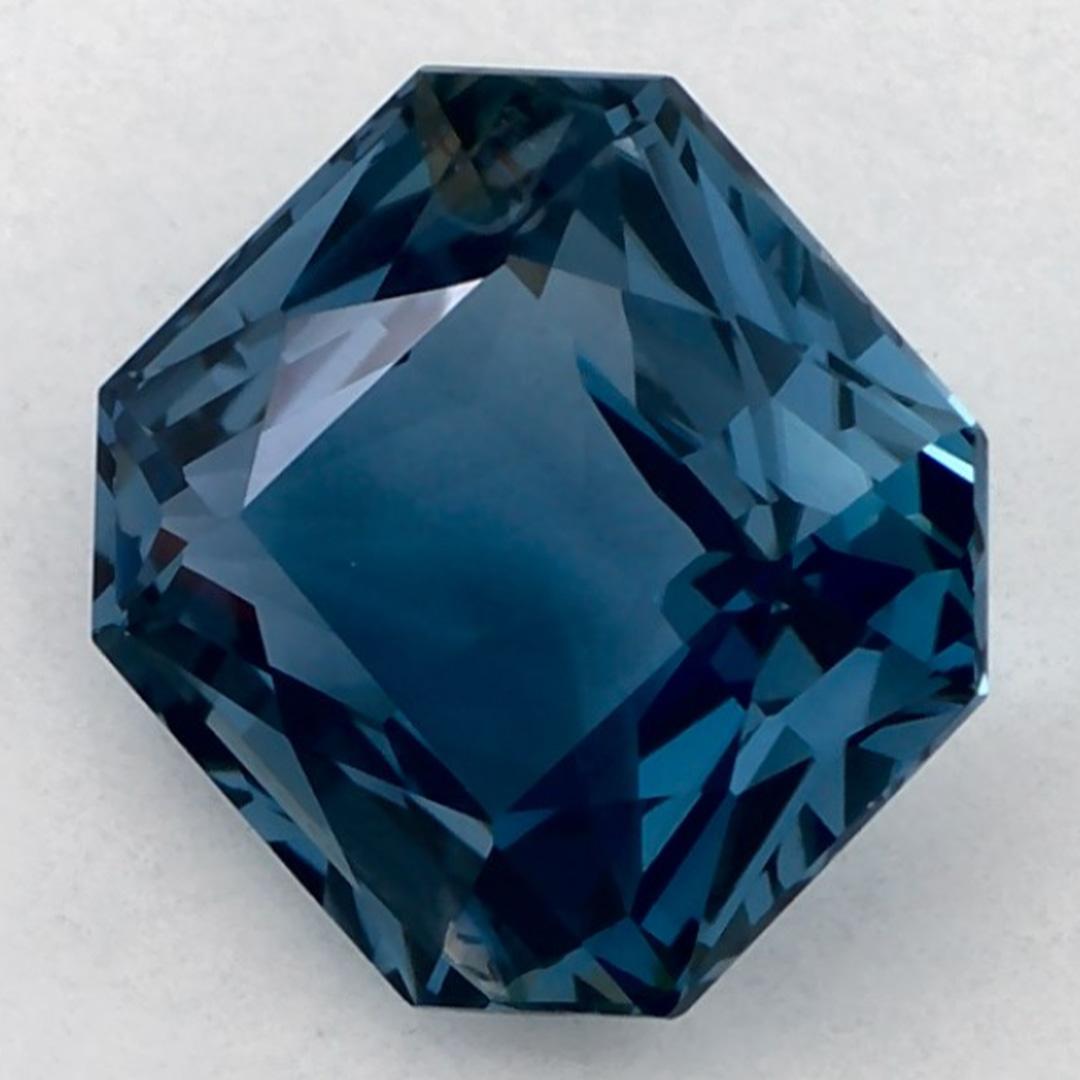 2.01 Ct Blue Sapphire Octagon Cut Loose Gemstone In New Condition For Sale In Fort Lee, NJ