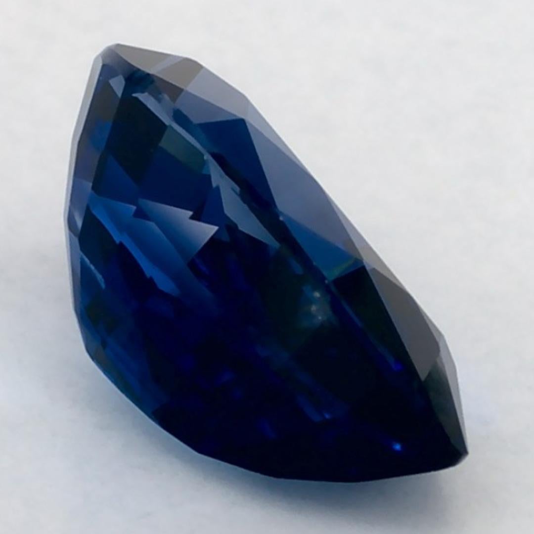 2.01 carati di zaffiro blu a forma di pera sciolto in vendita 1