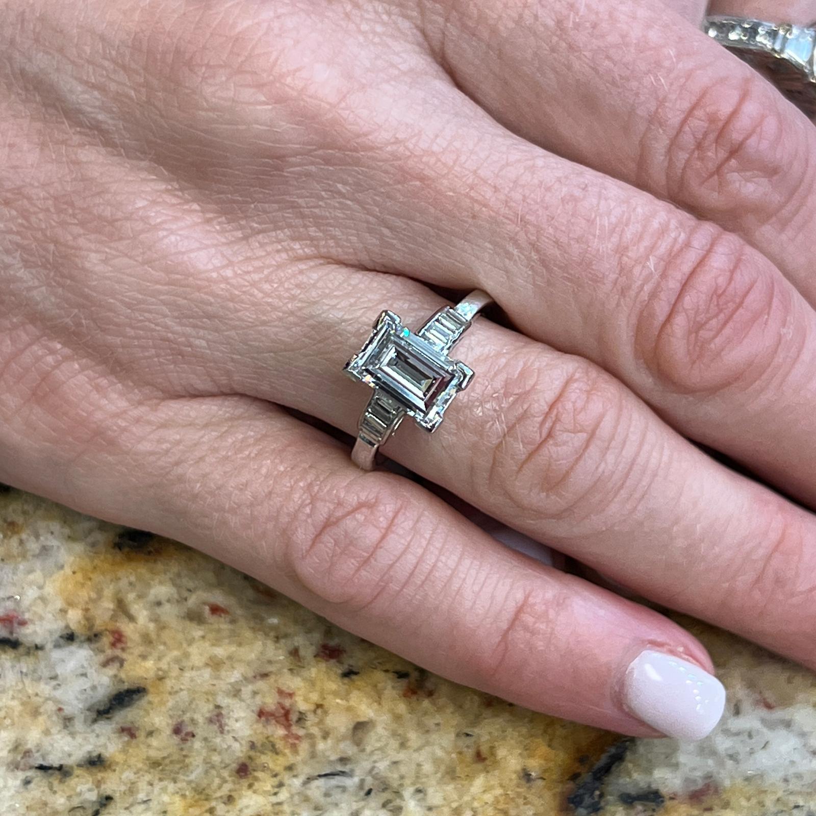 2.01 CT Diamant Solitär Platin Verlobungsring Vintage GIA F/SI1 (Moderne)
