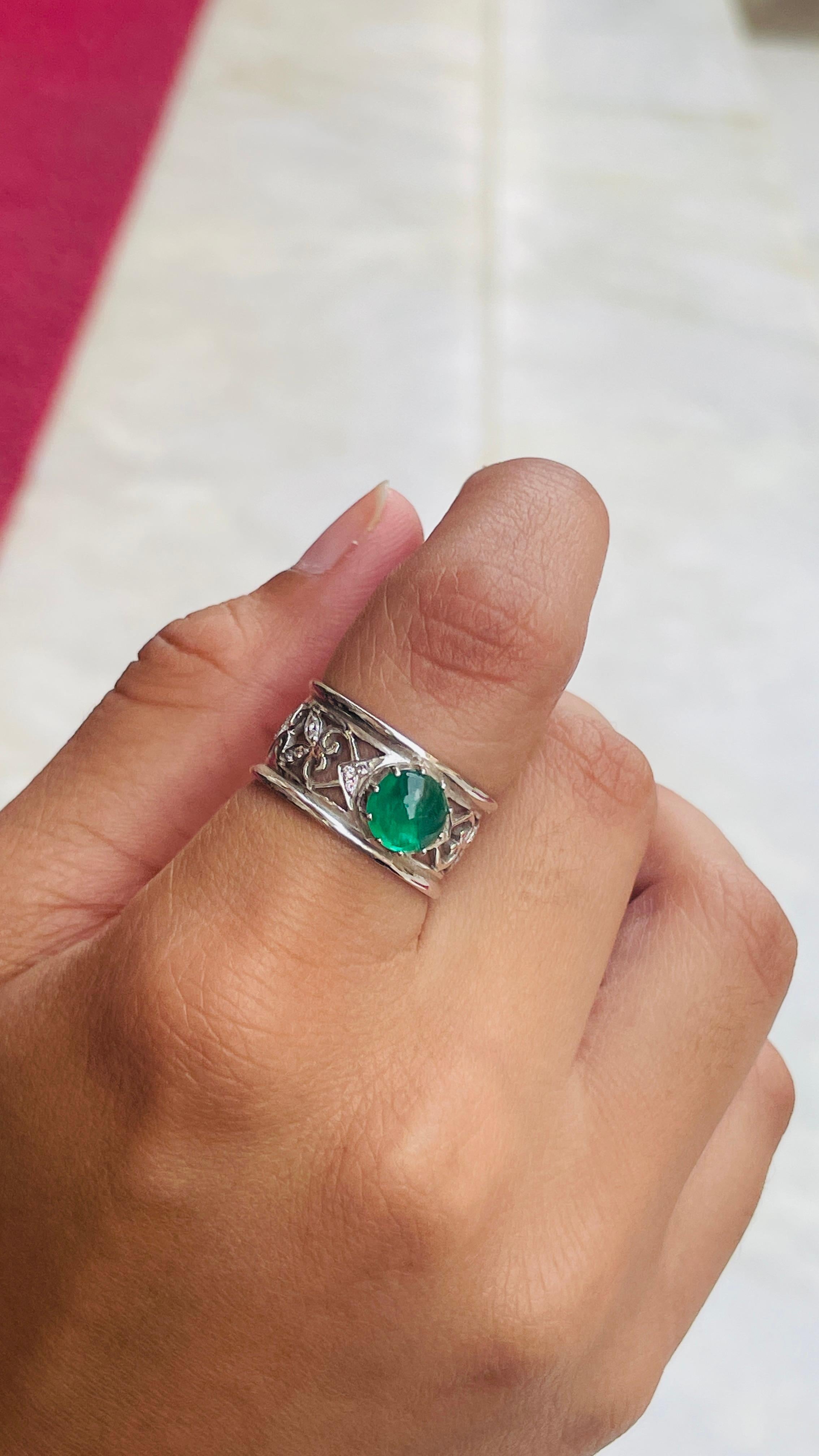 For Sale:  Emerald Diamond Filigree Band Ring in 18k Solid White Gold 12