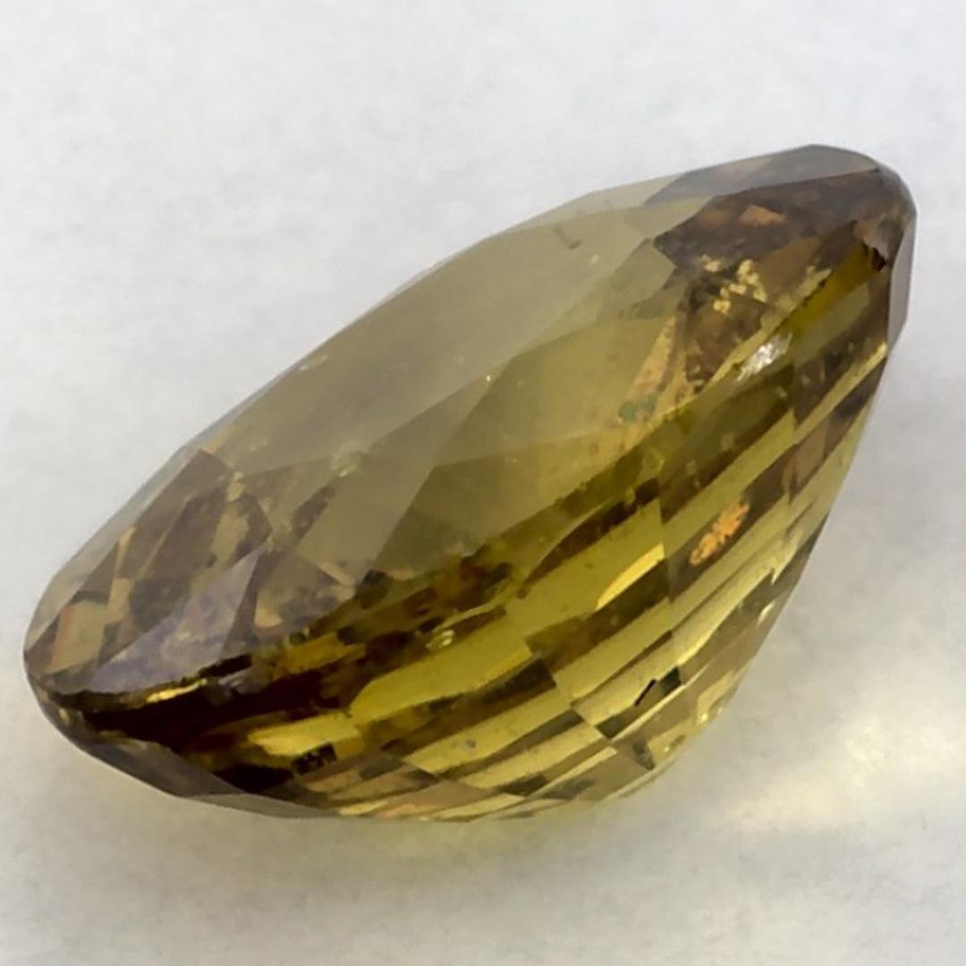 2.01 Ct Green Sapphire Oval Loose Gemstone (Saphir vert ovale en vrac) en vente 3