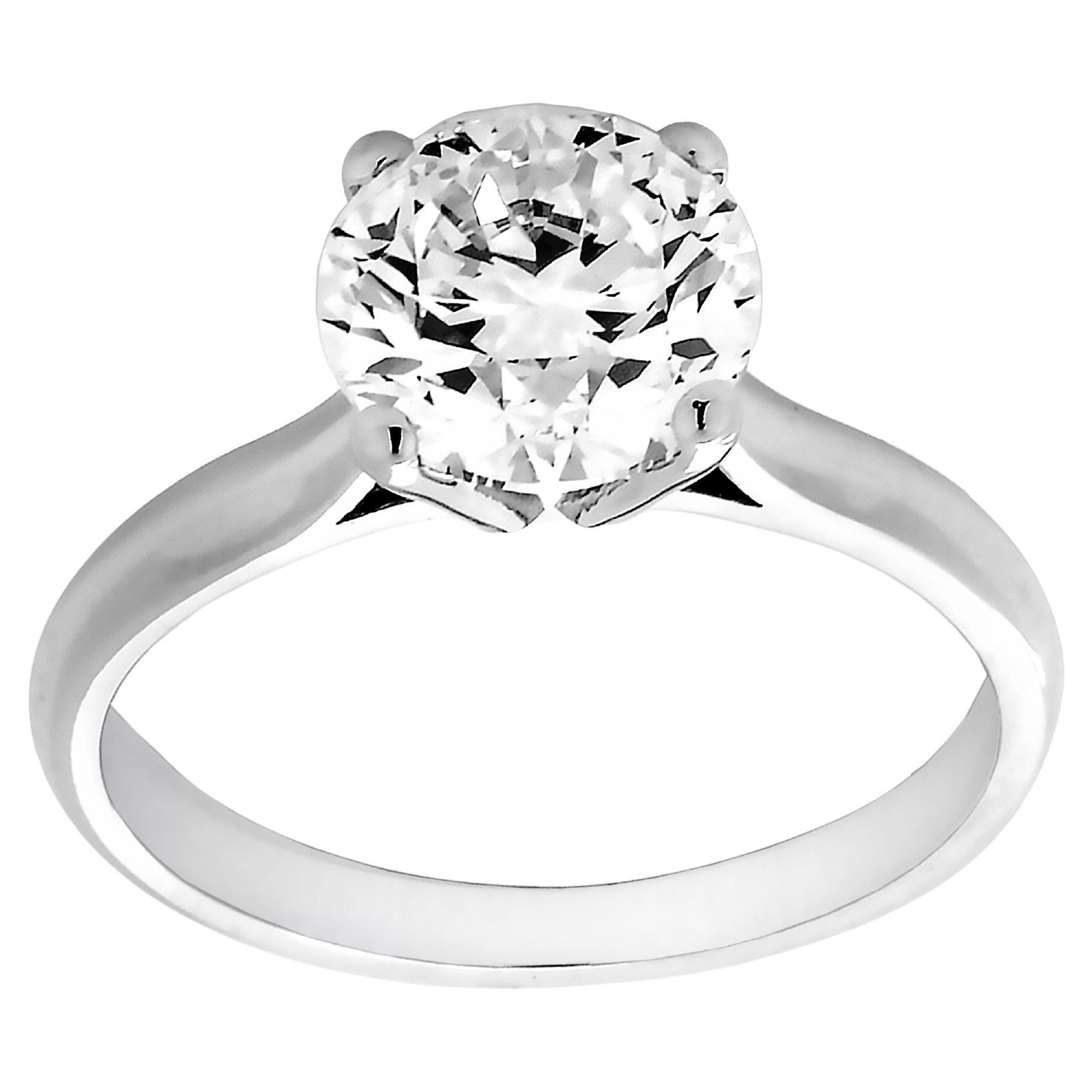 2.01 ct HRD Classic Solitaire Diamond Ring in 18k White Gold For Sale